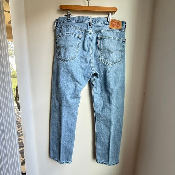 Levi’s 505 Jeans Light Wash Straight Leg Denim Men’s 36x30 - Picture 3 of 7